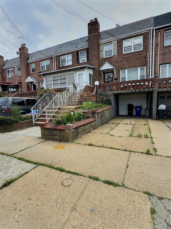 147-25 Brookville Boulevard, Rosedale, NY 11422