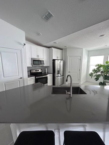 3063 PARK VALE ROAD, St Cloud, FL 34771