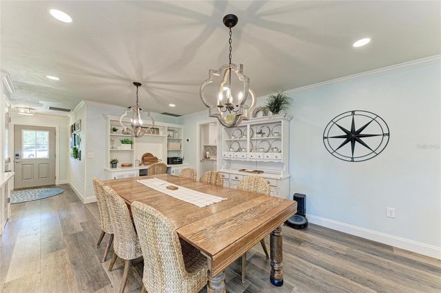 1907 37TH STREET W, Bradenton, FL 34205