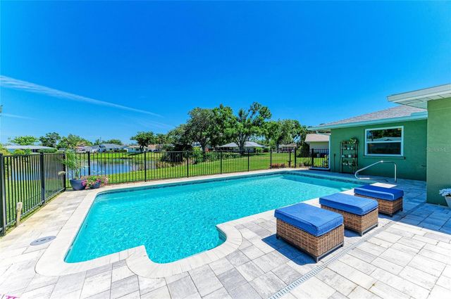 1907 37TH STREET W, Bradenton, FL 34205