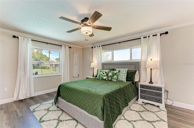 1907 37TH STREET W, Bradenton, FL 34205