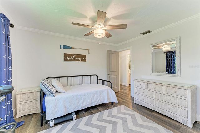 1907 37TH STREET W, Bradenton, FL 34205