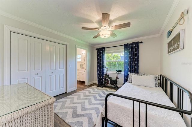 1907 37TH STREET W, Bradenton, FL 34205