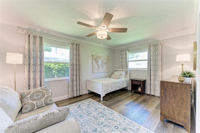 1907 37TH STREET W, Bradenton, FL 34205