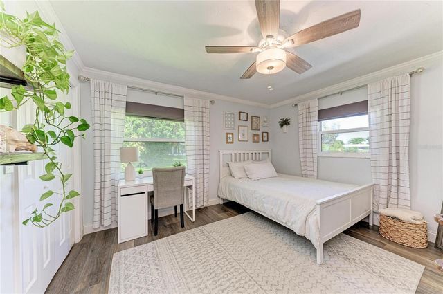 1907 37TH STREET W, Bradenton, FL 34205