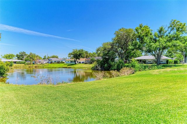 1907 37TH STREET W, Bradenton, FL 34205