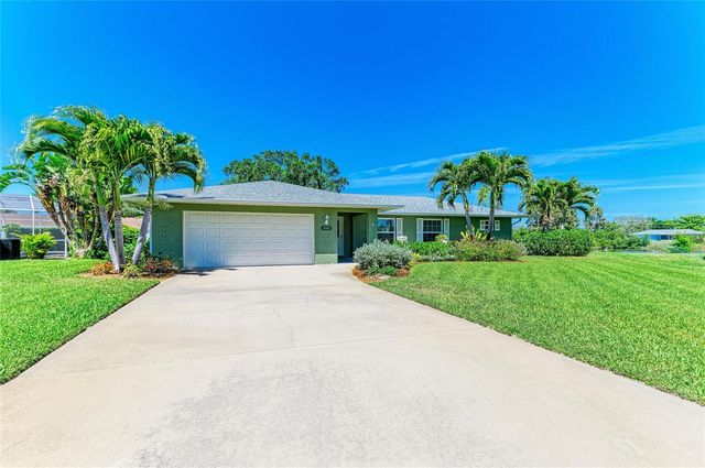 1907 37TH STREET W, Bradenton, FL 34205