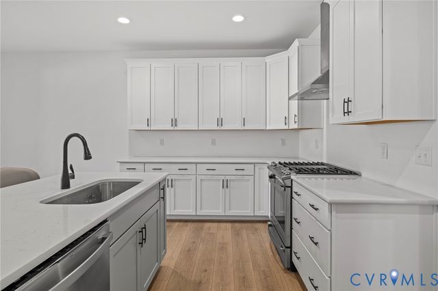 224 Lauradell Rd, Ashland, VA 23005