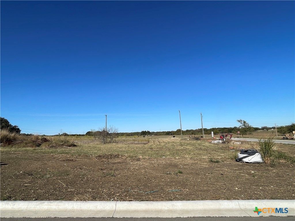1643 Hunt Drive, Salado, TX 76571