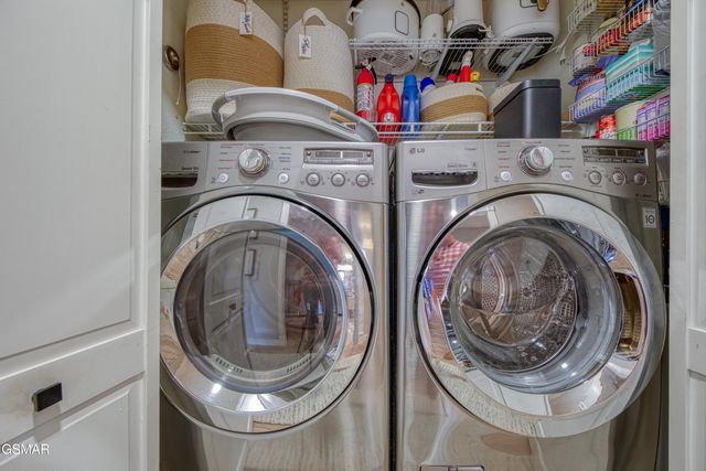 333 Enchanted Forest Lane, Sevierville, TN 37876