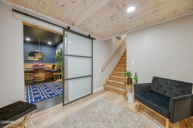 333 Enchanted Forest Lane, Sevierville, TN 37876