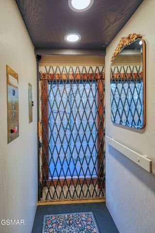 333 Enchanted Forest Lane, Sevierville, TN 37876