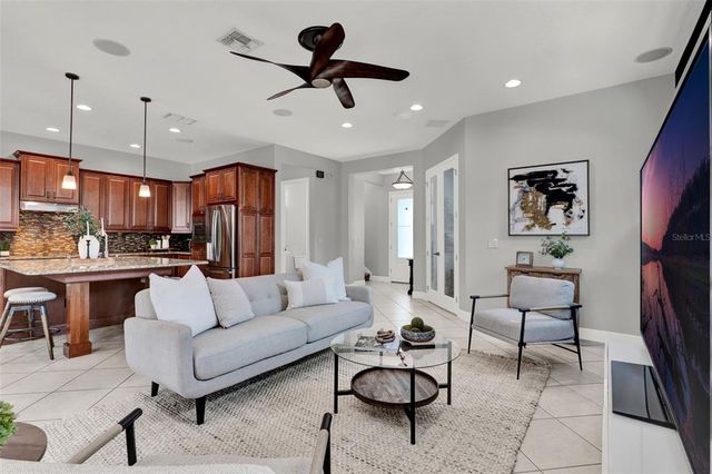 14085 MCFADDEN LANE, Orlando, FL 32827