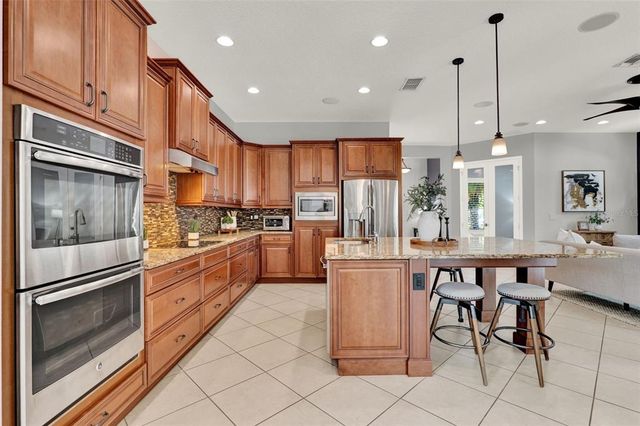 14085 MCFADDEN LANE, Orlando, FL 32827