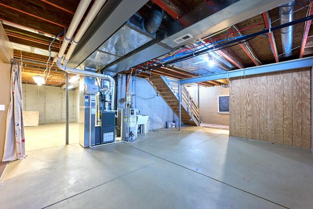 244 Cambridge Road, Delaware, OH 43015