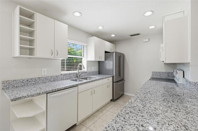 1915 COLLEEN STREET, Sarasota, FL 34231