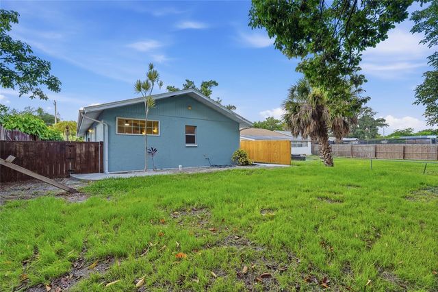 1915 COLLEEN STREET, Sarasota, FL 34231