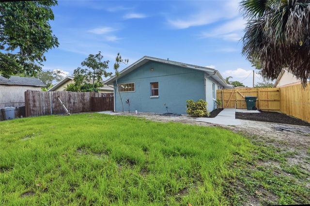 1915 COLLEEN STREET, Sarasota, FL 34231