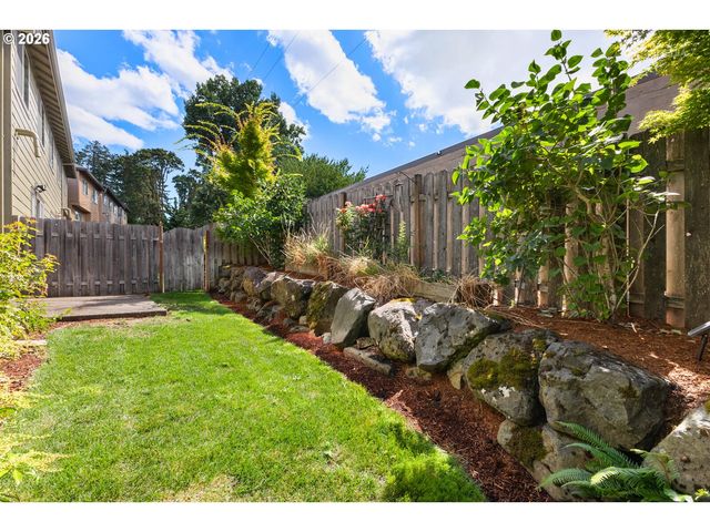 11534 Se AQUILA St, Happy Valley, OR 97086