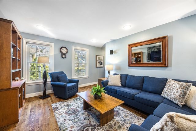 36 Lindsay Lane, Reading, MA 01867