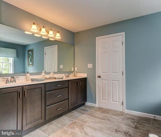 001 OBSIDIAN DR, Felton, DE 19943