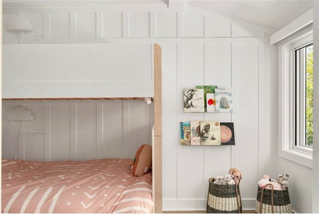 592 Bluebird Canyon Drive, Laguna Beach, CA 92651