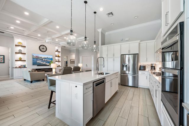 9930 Timber Creek Way, Palm Beach Gardens, FL 33412