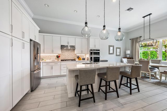 9930 Timber Creek Way, Palm Beach Gardens, FL 33412