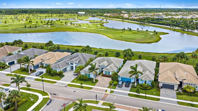 9930 Timber Creek Way, Palm Beach Gardens, FL 33412