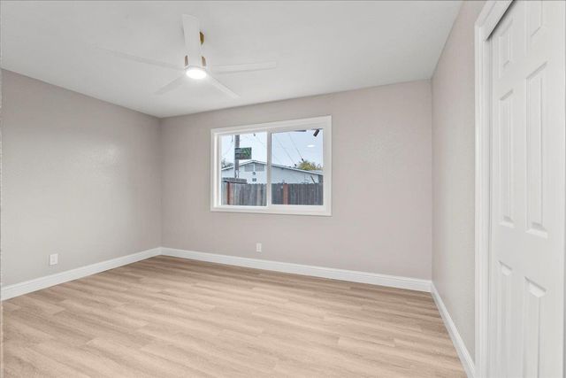 7273 Tamoshanter Way, Sacramento, CA 95822