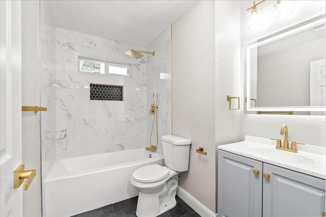 7273 Tamoshanter Way, Sacramento, CA 95822