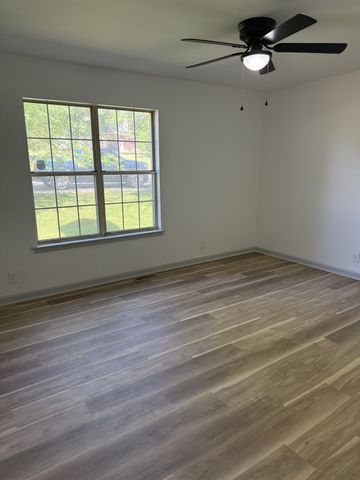 4512 S Trace Blvd, Old Hickory, TN 37138