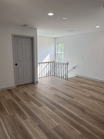 4512 S Trace Blvd, Old Hickory, TN 37138