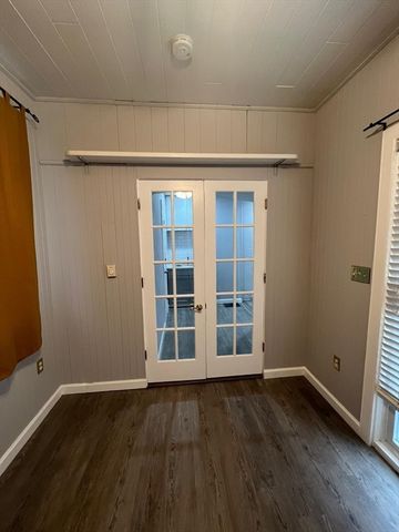 44 Lincoln St, Hudson, MA 01749