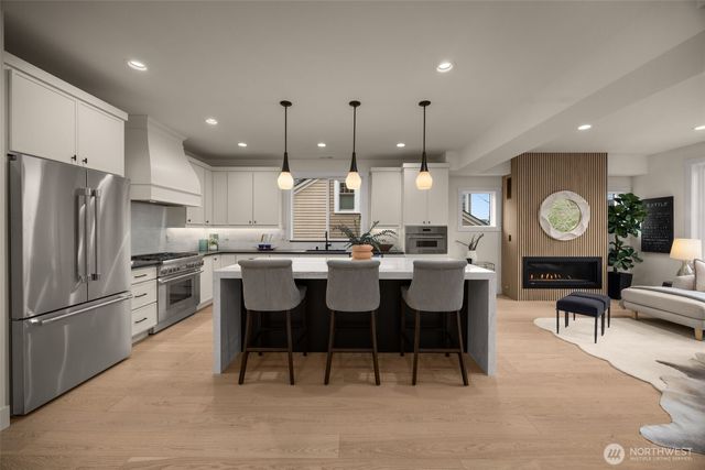 807 W Armour Street, Seattle, WA 98119