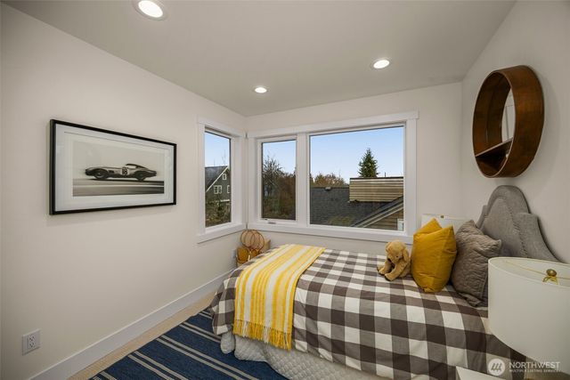 807 W Armour Street, Seattle, WA 98119