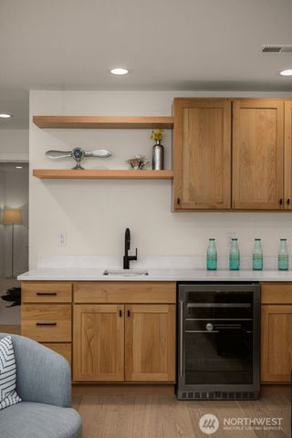 807 W Armour Street, Seattle, WA 98119