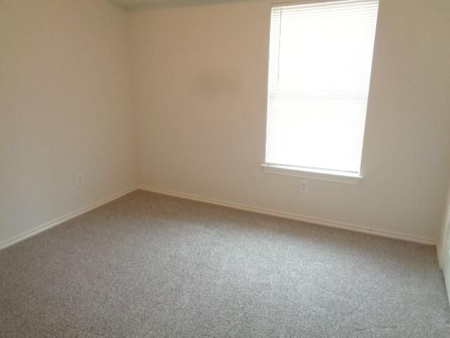 17111 Oakwood Chase Drive, Spring, TX 77379
