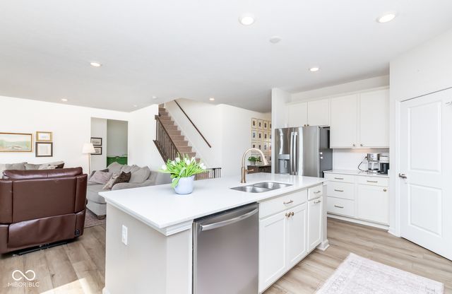 923 Aurora Lane, Franklin, IN 46131