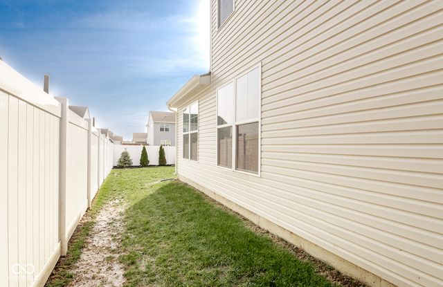 923 Aurora Lane, Franklin, IN 46131