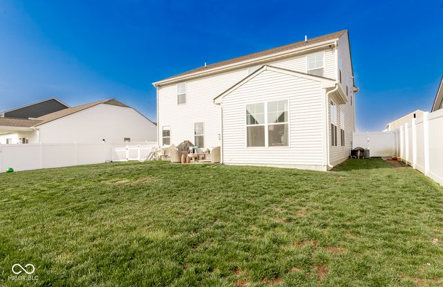 923 Aurora Lane, Franklin, IN 46131