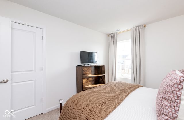 923 Aurora Lane, Franklin, IN 46131