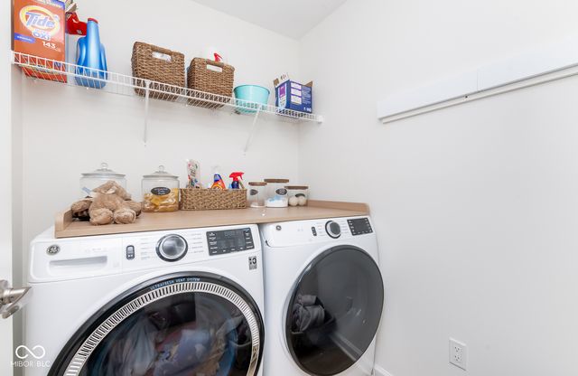 923 Aurora Lane, Franklin, IN 46131