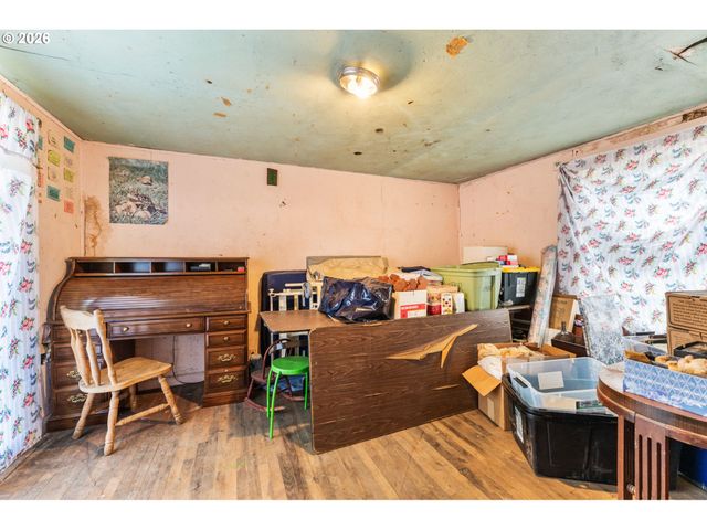 16434 Ne MULTNOMAH St, Portland, OR 97230