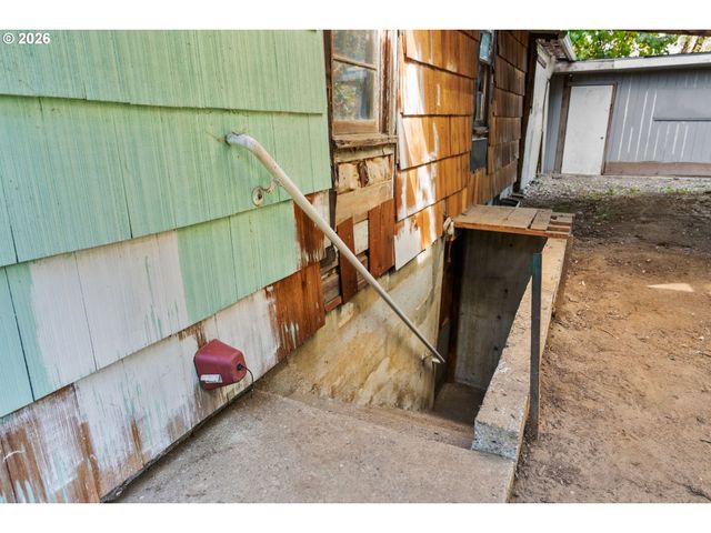 16434 Ne MULTNOMAH St, Portland, OR 97230