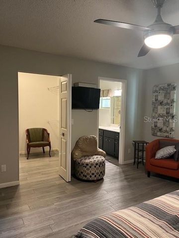 8720 SW 97TH STREET E, Ocala, FL 34481