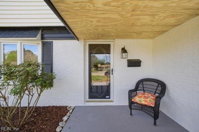 3857 Old Colony CIR, Virginia Beach, VA 23452