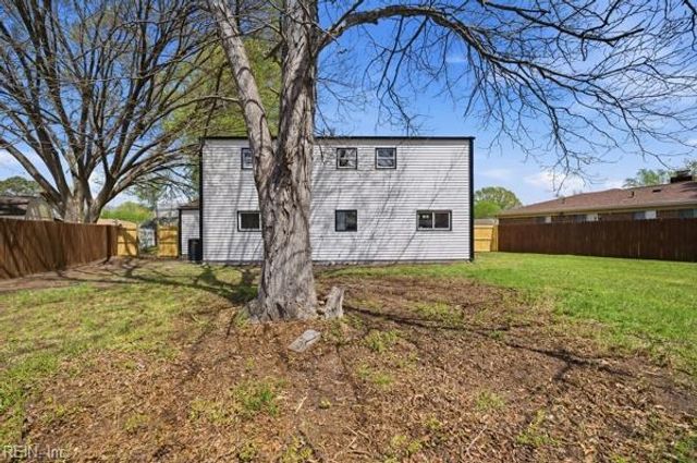 3857 Old Colony CIR, Virginia Beach, VA 23452