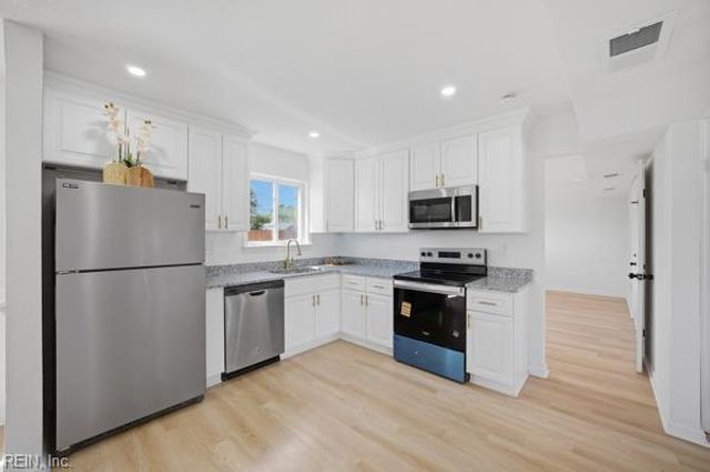 3857 Old Colony CIR, Virginia Beach, VA 23452