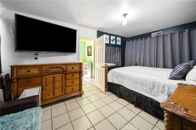 6927 Lanto, Commerce, CA 90040